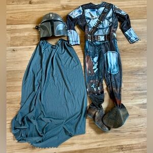 Star Wars Mandalorian Costume with Helmet and Cape S Halloween Dressup Play